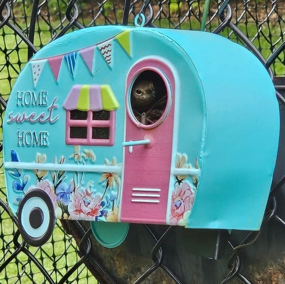 Metal Birdhouse Campers, Ladybug, Sunflower, Bee - Picture 4 of 8